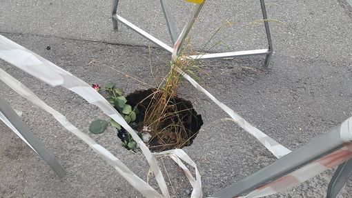 Chiuse due profonde buche sulle strade della Circoscrizione 4 a Torino