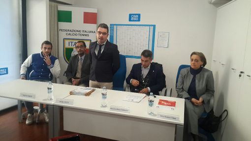 Da Torino parte la sfida mondiale dell'Italia al calcio-tennis Da Torino parte la sfida mondiale dell'Italia al calcio-tennis