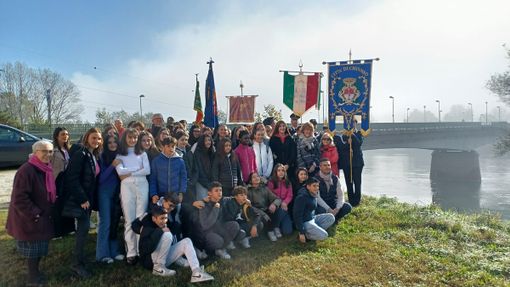 Chivasso ricorda il crollo del ponte sul Po ed esprime solidarietà a Valencia