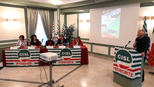 Non solo Tav e Terzo valico per dare ossigeno al Piemonte, Cisl: "Giocare da protagonisti e non per obbligo" Non solo Tav e Terzo valico per dare ossigeno al Piemonte, Cisl: "Giocare da protagonisti e non per obbligo"