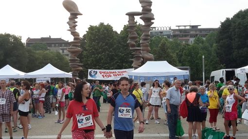 Chi dorme non va in Africa: in piazza d'Armi si corre in pigiama per beneficenza (FOTO e VIDEO) Chi dorme non va in Africa: in piazza d'Armi si corre in pigiama per beneficenza (FOTO e VIDEO)