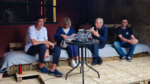 La sede torinese di Fridays for Future apre le porte con don Ciotti e Willie Peyote: &quot;Questa è la casa del futuro&quot;