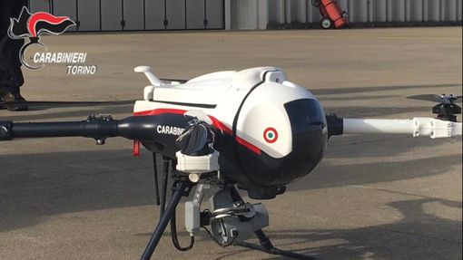 Coronavirus, a Torino controllo dei parchi con i droni contro assembramenti e violazioni Coronavirus, a Torino controllo dei parchi con i droni contro assembramenti e violazioni
