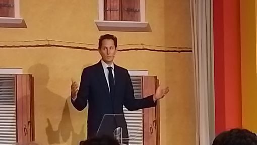 Elkann e i risultati di Stellantis: "2024, anno ricco di successi. Facciamo in modo che il 2025 sia fantastico" Elkann e i risultati di Stellantis: "2024, anno ricco di successi. Facciamo in modo che il 2025 sia fantastico"