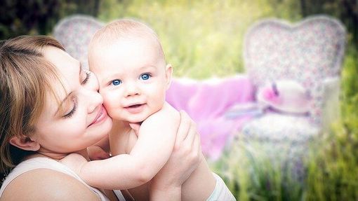 Fertilità femminile: si sta davvero allungando?