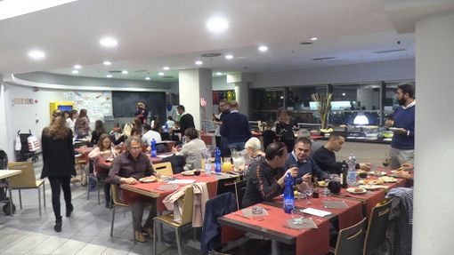 Flunch Collegno: la sosta perfetta per i lavoratori, le feste su misura per tutti Flunch Collegno: la sosta perfetta per i lavoratori, le feste su misura per tutti