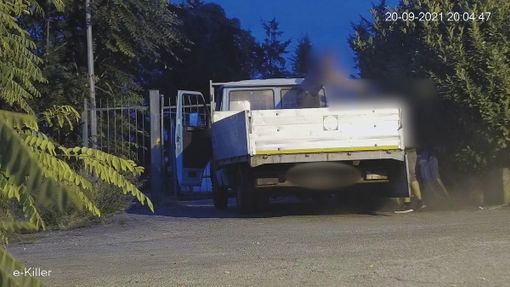 Rivalta, 'furbetti dei rifiuti' inchiodati dalle fototrappole di videosorveglianza
