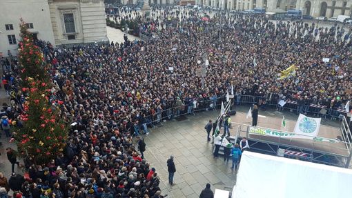 I ragazzi di Fridays for Future: "Movimento puó essere strumentalizzato, è politico ma apartitico"