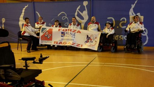 Nasce a Chivasso una squadra di hockey in carrozzina Nasce a Chivasso una squadra di hockey in carrozzina