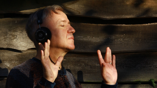 Max Casacci al Planetario di Pino Torinese per la terza edizione di "A Starlight Serenade" Max Casacci al Planetario di Pino Torinese per la terza edizione di "A Starlight Serenade"