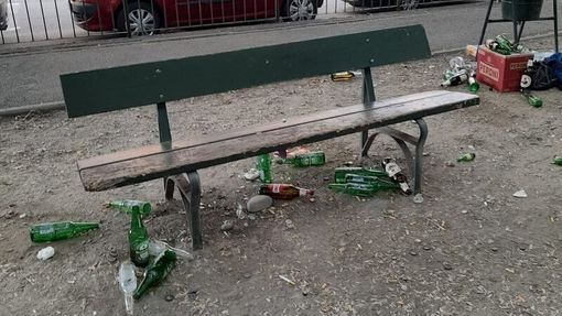 Degrado in piazza Derna e corso Taranto: i cittadini lanciano una petizione online Degrado in piazza Derna e corso Taranto: i cittadini lanciano una petizione online