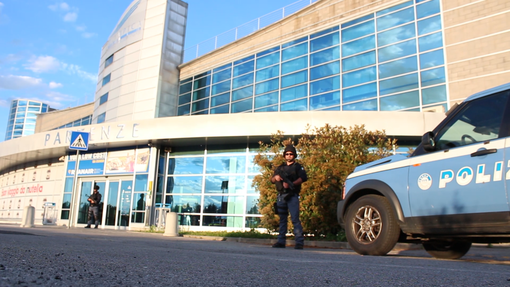 Diciassettenne pregiudicato fermato e arrestato a Levaldigi, era latitante da più di un anno e mezzo Diciassettenne pregiudicato fermato e arrestato a Levaldigi, era latitante da più di un anno e mezzo