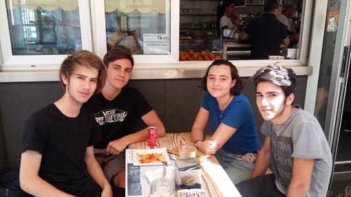 Creatività e propaganda: le due anime del Cavour emergono dalle scelte dei temi di maturità Creatività e propaganda: le due anime del Cavour emergono dalle scelte dei temi di maturità