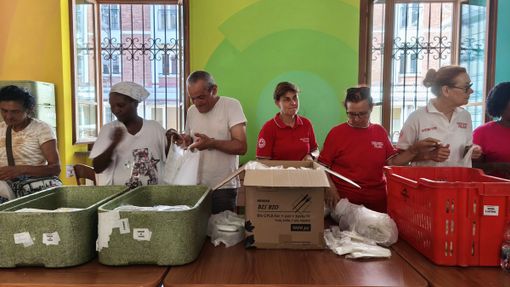 Mense popolari in ferie? Dal Comune più di 200 pasti al giorno in via Ghedini per senzatetto e bisognosi