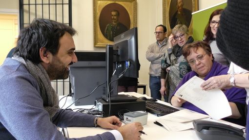 Moncalieri, da lunedì prossimo si cambia: la carta d'dentità diventa elettronica