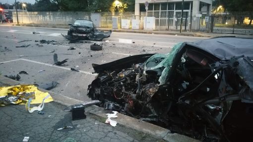 Tragico incidente in via Reiss Romoli, perde la vita un uomo di 54 anni (VIDEO) Tragico incidente in via Reiss Romoli, perde la vita un uomo di 54 anni (VIDEO)