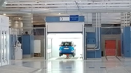 auto in lavorazione auto in lavorazione