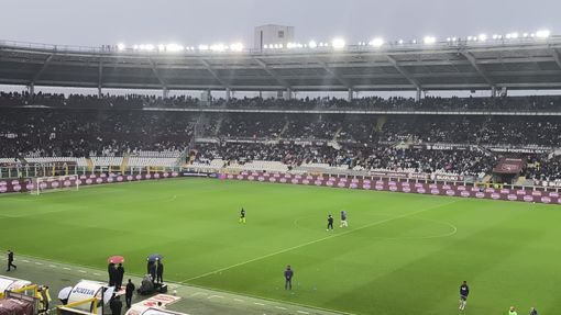 Momenti di paura e pioggia fortissima durante Toro-Inter