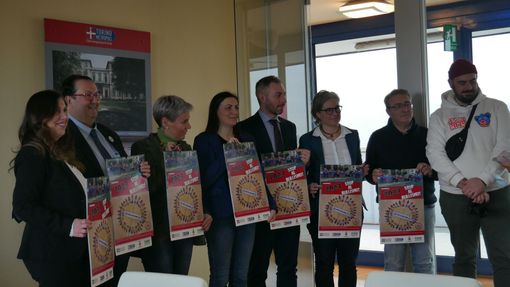 &quot;Stop al bullismo&quot;, presentato il calendario che verrà distribuito nelle scuole di tutta Italia