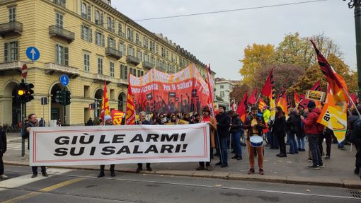 protesta studenti e sindacati