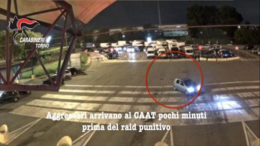 "Se denunciate vi uccidiamo": 4 egiziani in manette per il raid punitivo al CAAT di Grugliasco