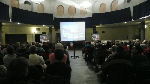 Domani a Chieri la proiezione del documentario "Portami su quello che canta" Domani a Chieri la proiezione del documentario "Portami su quello che canta"