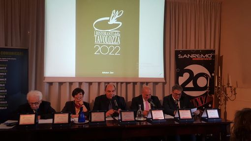 tavolo dei relatori