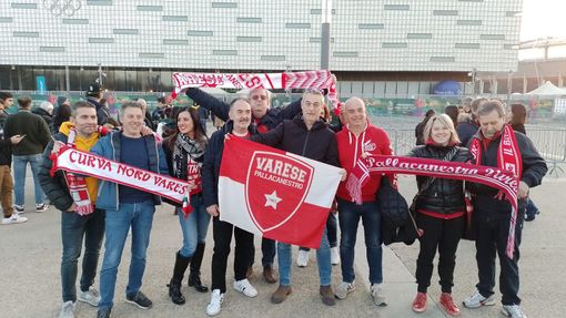 tifosi final 8 di basket pala alpitour