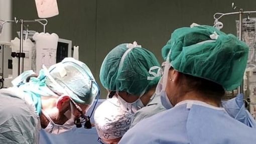 Alle Molinette trapianto di fegato salva la vita ad una neo mamma