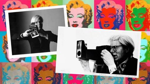 Stupinigi si mette in posa: fino al 31 gennaio espone le macchine fotografiche &quot;pop&quot; di Andy Warhol