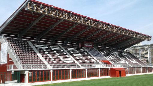 Al Fila &quot;La partita della Leggenda&quot;: vecchie glorie contro Artisti granata