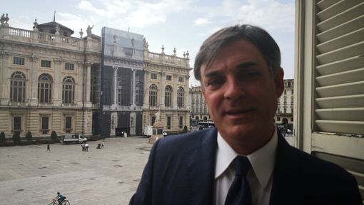 Rivoli, sospensione dei mercati rionali e chiusura del cimiero causa Coronavirus Rivoli, sospensione dei mercati rionali e chiusura del cimiero causa Coronavirus