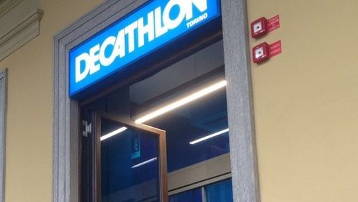 La maschera da sub è difettosa: torinese fa causa a Decathlon di Grugliasco La maschera da sub è difettosa: torinese fa causa a Decathlon di Grugliasco