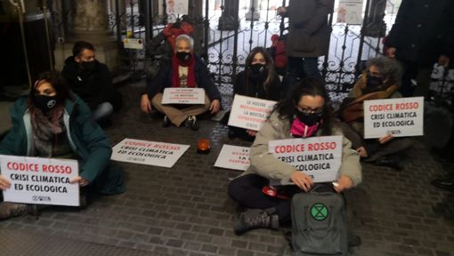 Protesta ambientalista nel centro di Torino Protesta ambientalista nel centro di Torino