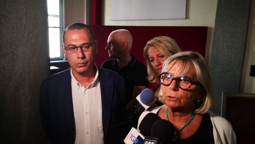 Nuova Ztl a Torino, i commercianti rompono con Appendino: "Abbiamo trovato un muro" (VIDEO) Nuova Ztl a Torino, i commercianti rompono con Appendino: "Abbiamo trovato un muro" (VIDEO)