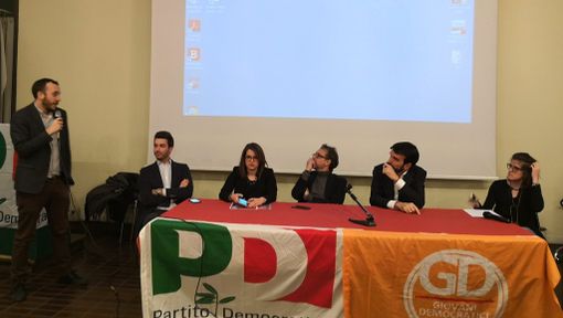 Tav, Martina (PD): "Salvini dica sì o no alla Torino-Lione, non butti la palla in corner dicendo referendum" (VIDEO) Tav, Martina (PD): "Salvini dica sì o no alla Torino-Lione, non butti la palla in corner dicendo referendum" (VIDEO)