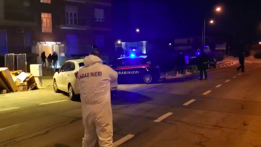 La casa dell'omicidio avvenuto a Carmagnola dove un padre ha ucciso moglie e figlio