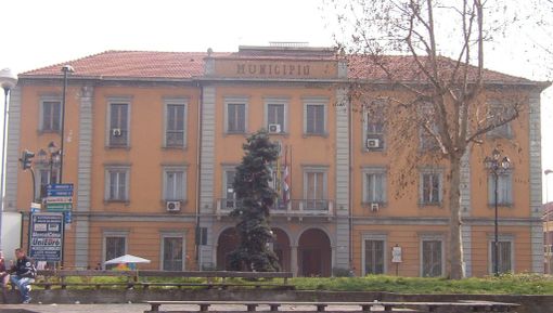 Nichelino, incontro in comune sulla questione stipendi lavoratrici "La Lucentezza" Nichelino, incontro in comune sulla questione stipendi lavoratrici "La Lucentezza"