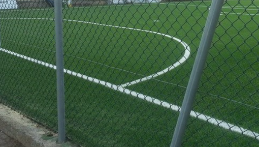 GIOCATE A CALCIO? 400 EURO DI MULTA - Borgaro, 22 ragazzini e un lucchetto forzato GIOCATE A CALCIO? 400 EURO DI MULTA - Borgaro, 22 ragazzini e un lucchetto forzato