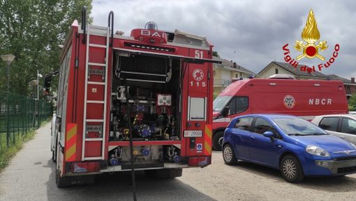 Fuga di gas a Carmagnola: evacuati 350 studenti dai vigili del Fuoco