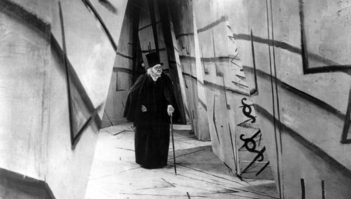 Il dottor Caligari a braccetto con Frankenstein: al TFF una retrospettiva da brivido Il dottor Caligari a braccetto con Frankenstein: al TFF una retrospettiva da brivido
