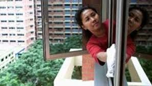 Lavoratori domestici in calo nel Torinese: ma sempre piú italiani scelgono questo settore