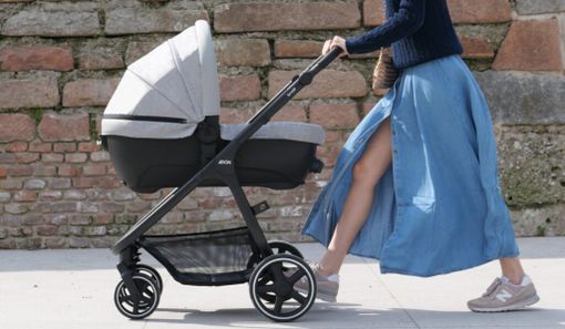 "Non solo mamme", il Comune stanzia 20 mila euro per il diritto allo studio delle donne "Non solo mamme", il Comune stanzia 20 mila euro per il diritto allo studio delle donne
