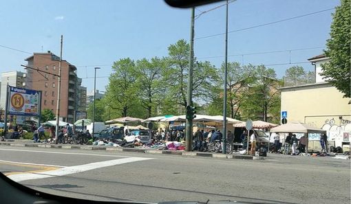 Lomanto e Montaruli (FdI):"Appendino non sa smantellare suk. Quante multe dei vigili agli abusivi?"