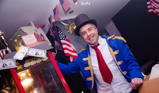 Beinasco, è polemica sul parco dei gonfiabili: "Non posso riaprire e non mi spiegano il perché" Beinasco, è polemica sul parco dei gonfiabili: "Non posso riaprire e non mi spiegano il perché"