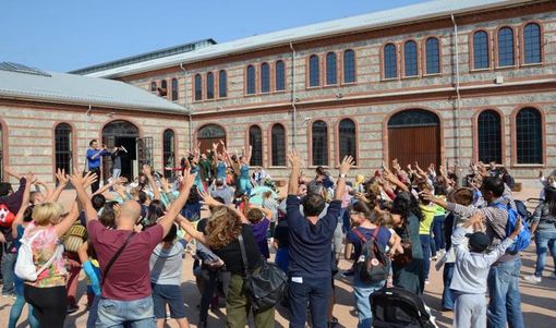 "Corpi e spazi”: il Dipartimento Educazione del Castello di Rivoli con EgriBianco Danza per il secondo compleanno di OGR