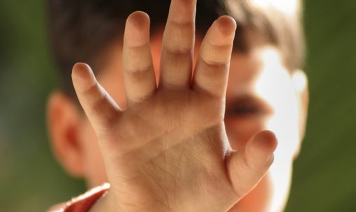 Maltrattamenti ed abusi sui bambini sono una questione di salute pubblica