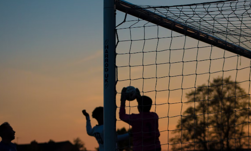 Calcio d'inizio: come i nuovi casinò online stanno cambiando il gioco per gli appassionati di calcio Calcio d'inizio: come i nuovi casinò online stanno cambiando il gioco per gli appassionati di calcio