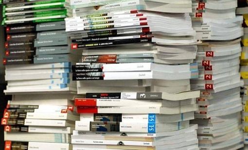 Libri scolastici, ALI lancia l'allarme: &quot;Consegne ancora in ritardo e librai in difficoltà&quot;