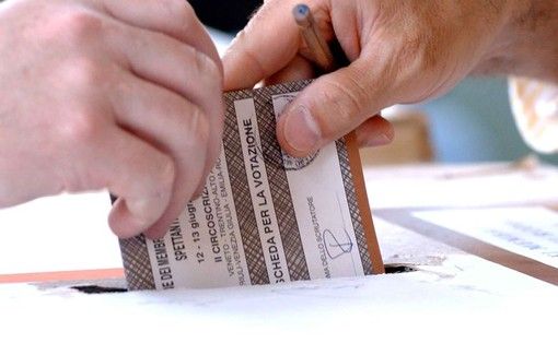 Leinì, Leone al ballottaggio con Pittalis Leinì, Leone al ballottaggio con Pittalis